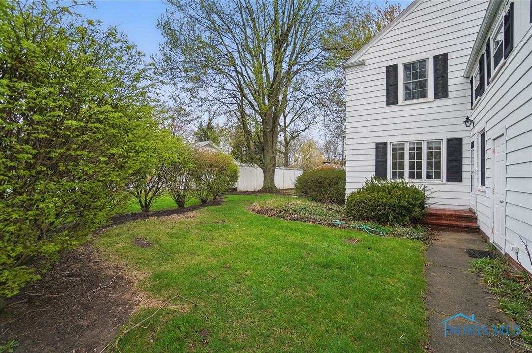 160 Winfield Drive, Bowling Green, Ohio image 48