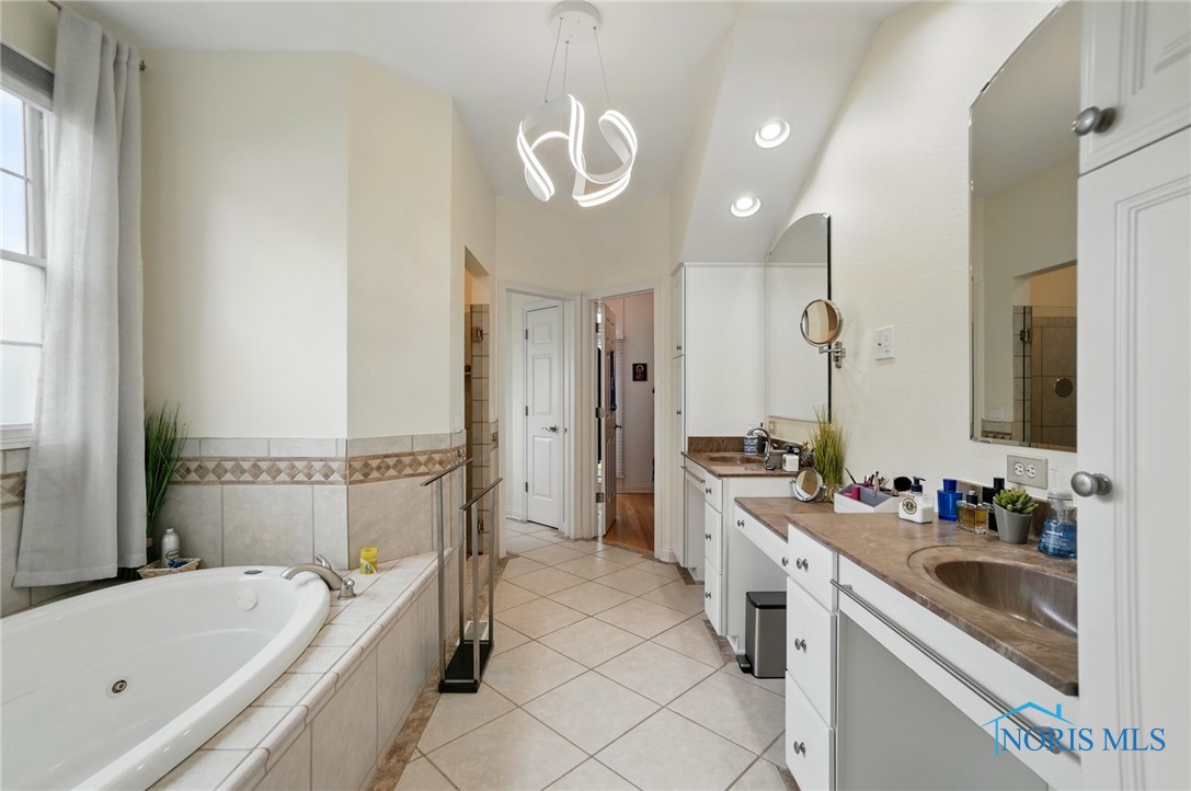 3472 Deer Creek Drive, Maumee, Ohio image 26