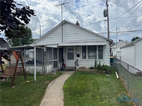 194 Elm Street Rossford OH 43460