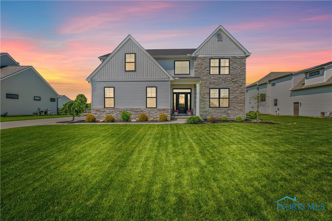 5653 Mallard Pointe Lane, Sylvania, Ohio image 1