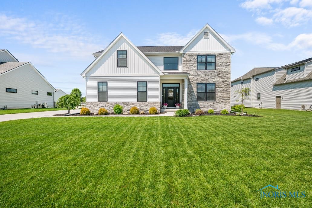 5653 Mallard Pointe Lane, Sylvania, Ohio image 2