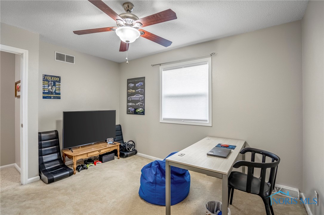 947 Bexley Drive, Perrysburg, Ohio image 15