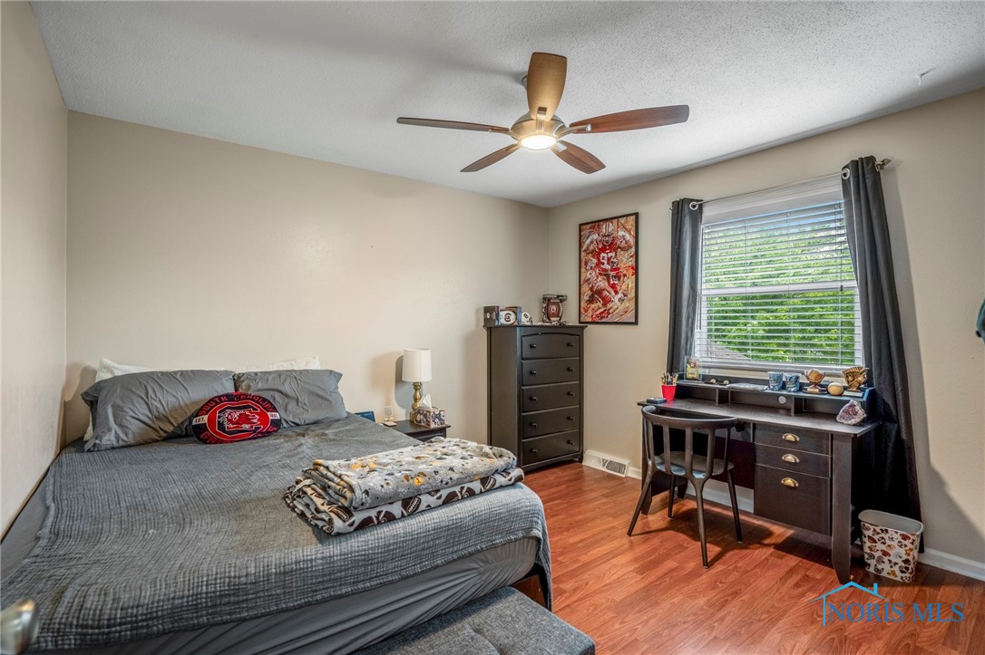 947 Bexley Drive, Perrysburg, Ohio image 16