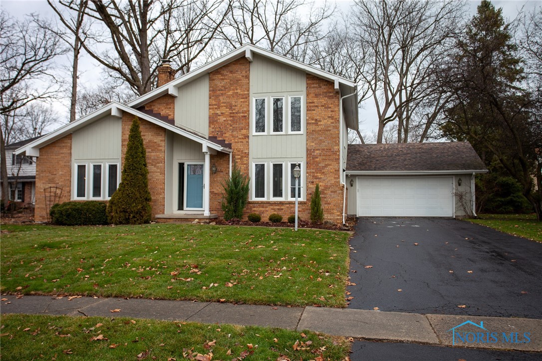 928 Bexley Drive, Perrysburg, Ohio image 3