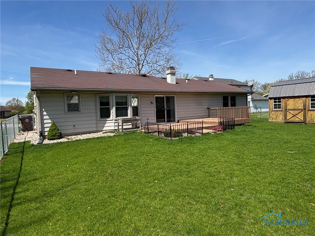 2069 Buckingham Court, Defiance, Ohio image 3