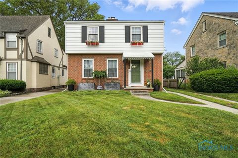 Photo of 3647 Elmhurst Road, Toledo, OH 43613 (MLS # 6136743)