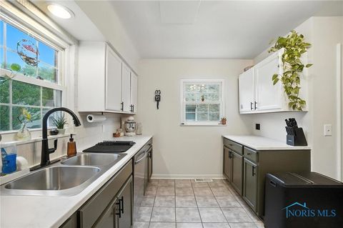 Tiny photo for 3647 Elmhurst Road, Toledo, OH 43613 (MLS # 6136743)