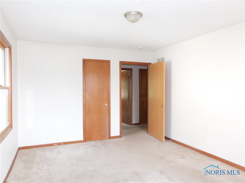 7813 Harvest Gold Drive, Holland, Ohio image 24