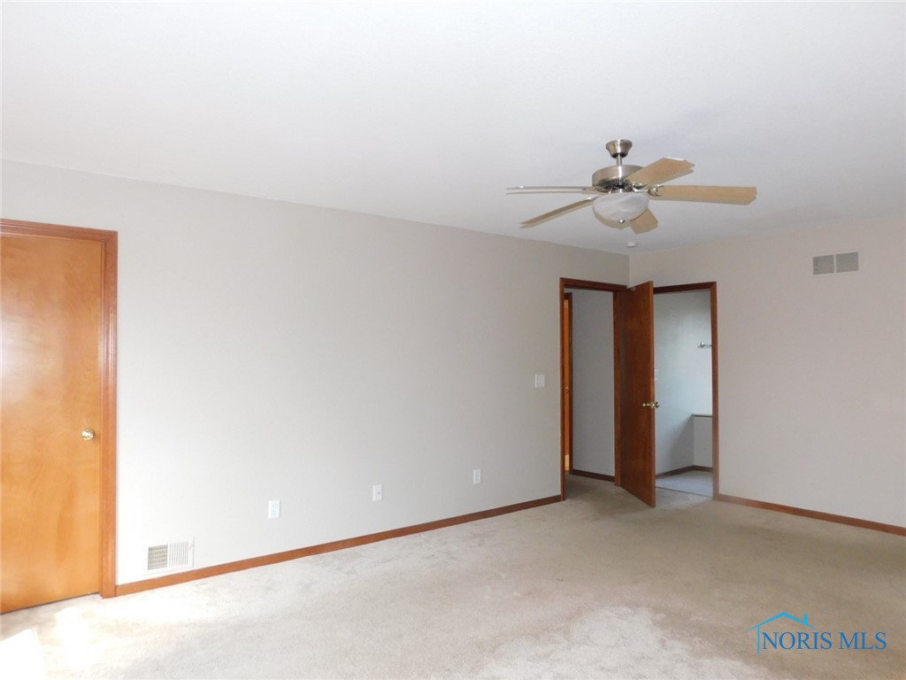 7813 Harvest Gold Drive, Holland, Ohio image 19