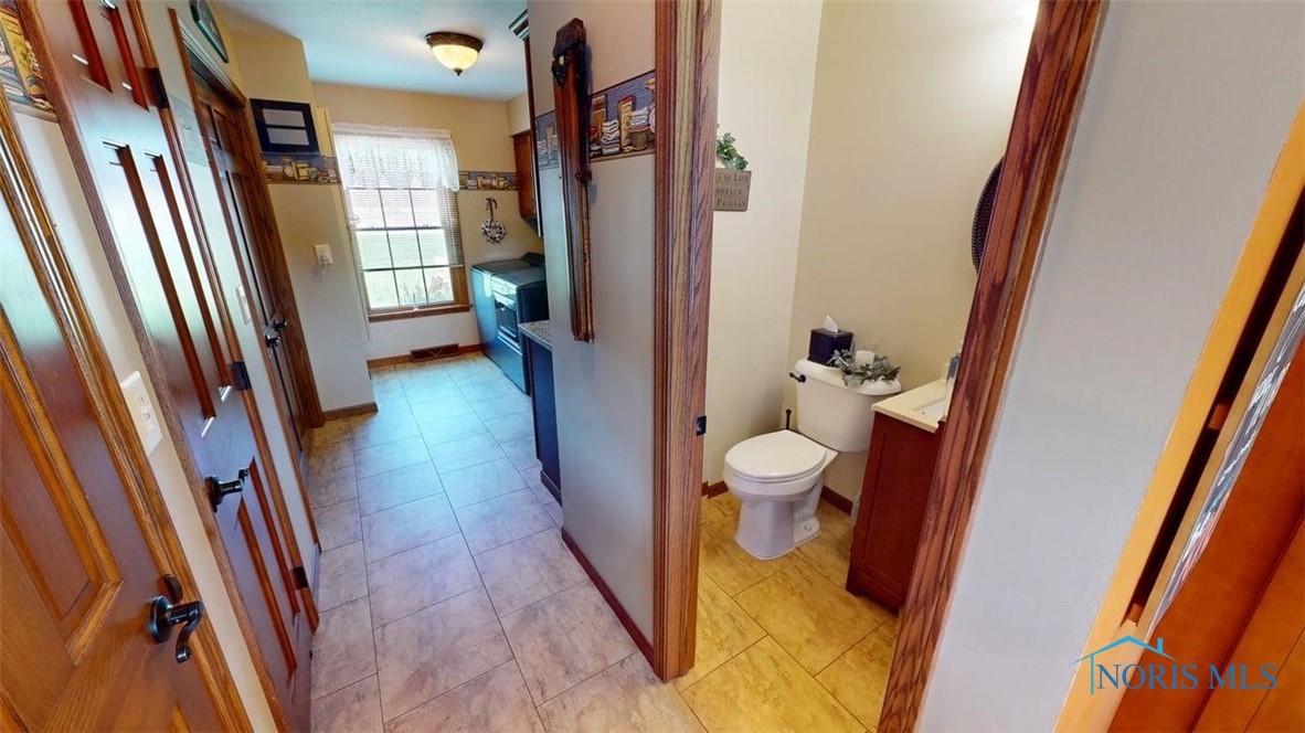 2639 Morrison Road, Fremont, Ohio image 19