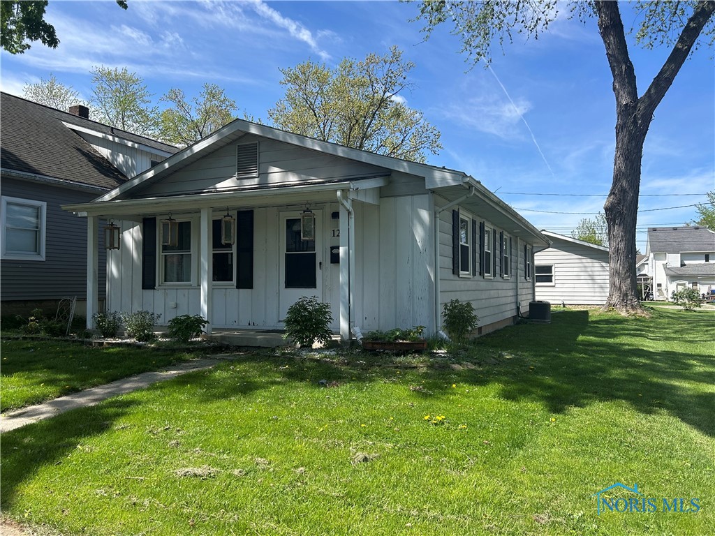 120 Prospect Street, Defiance, Ohio image 2