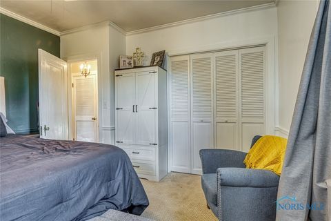 Tiny photo for 1121 Liberty Street, Findlay, OH 45840 (MLS # 6136589)