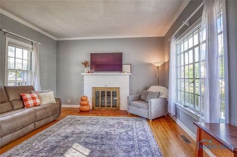 Tiny photo for 1121 Liberty Street, Findlay, OH 45840 (MLS # 6136589)