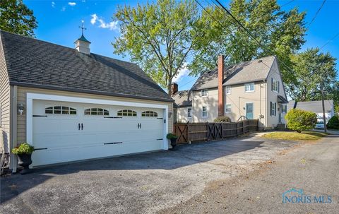 Tiny photo for 1121 Liberty Street, Findlay, OH 45840 (MLS # 6136589)