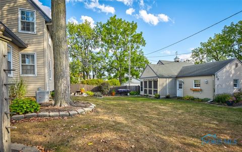 Tiny photo for 1121 Liberty Street, Findlay, OH 45840 (MLS # 6136589)