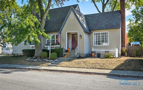 Photo of 1121 Liberty Street, Findlay, OH 45840 (MLS # 6136589)