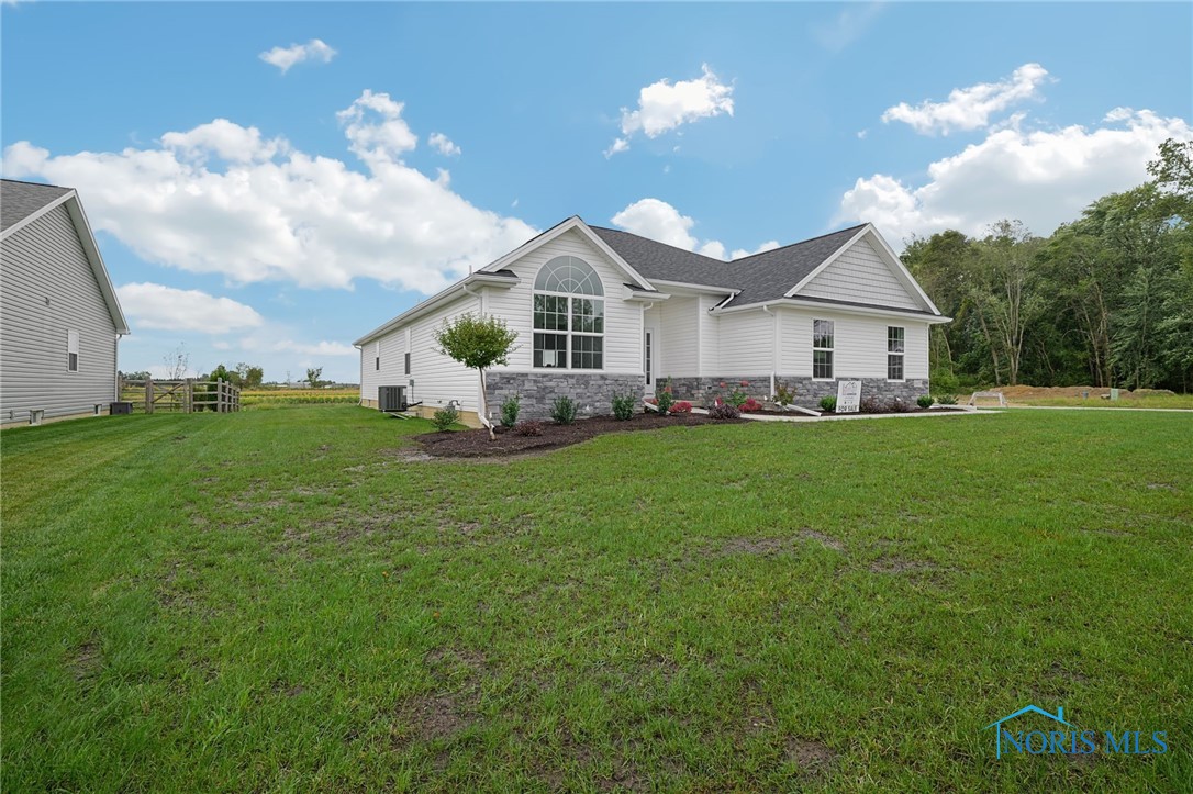 11171 Whitetail Way, Whitehouse, Ohio image 2