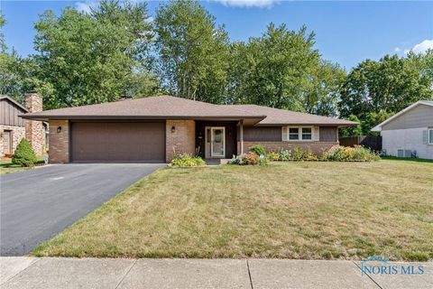 Photo of 3315 Edgemont Drive, Findlay, OH 45840 (MLS # 6136639)