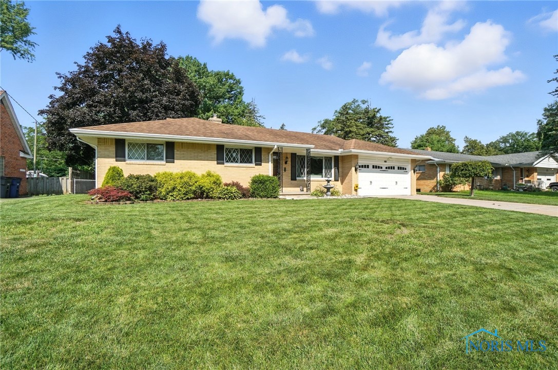 5941 Holly Glenn Drive