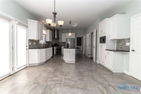 Tiny photo for 8251 Stitt Road, Monclova, OH 43542 (MLS # 6136867)