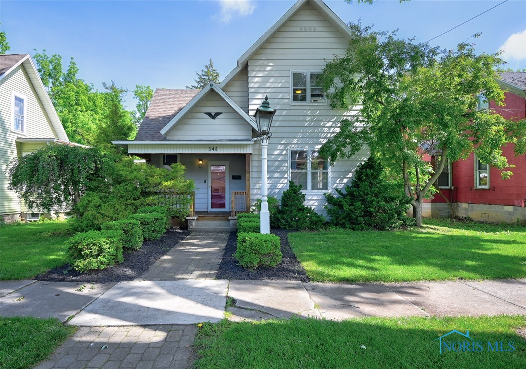 1910 Garner Avenue, Oregon, Ohio image 1