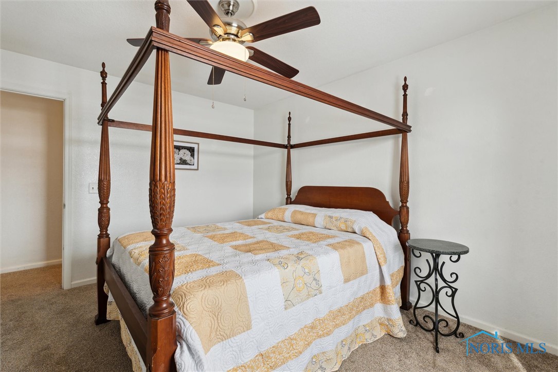 5611 S Eber Road, Whitehouse, Ohio image 35