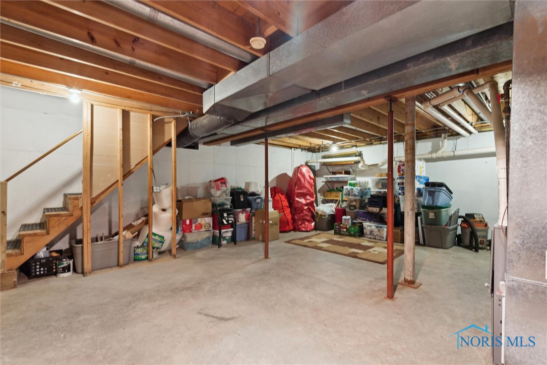 5611 S Eber Road, Whitehouse, Ohio image 41