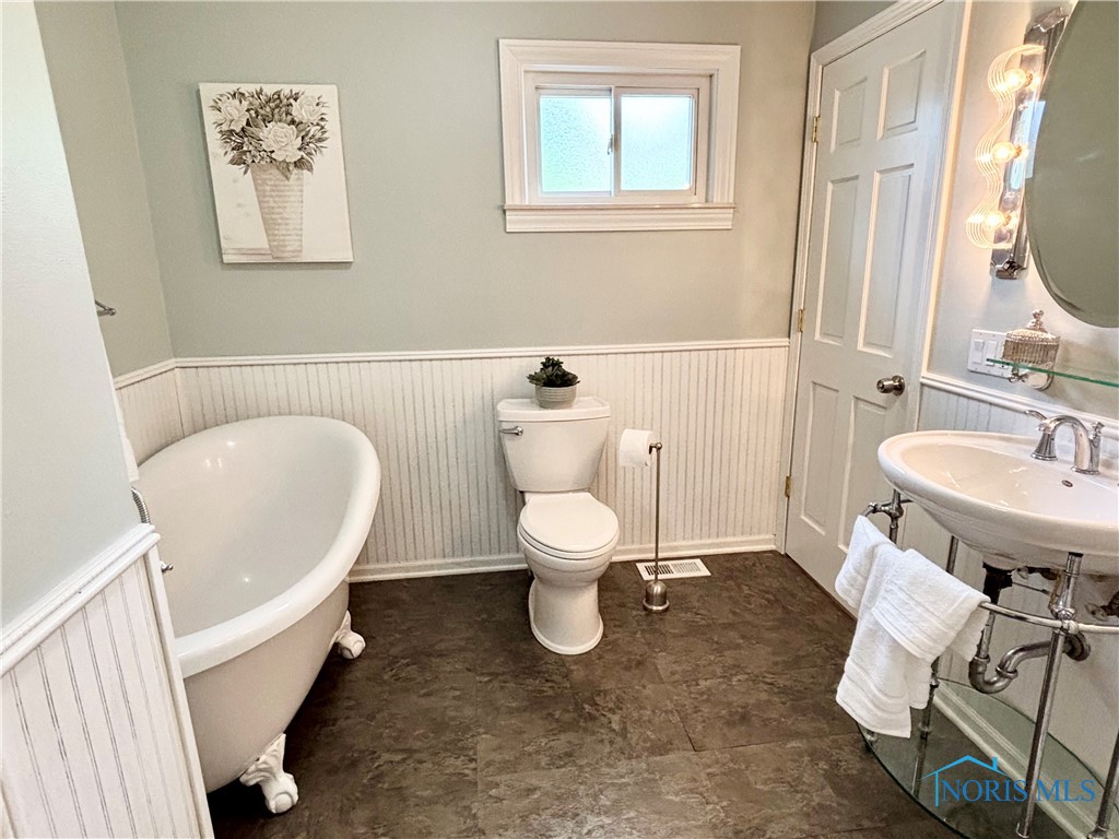 2855 Quincy Street, Oregon, Ohio image 23