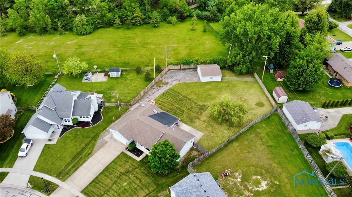 2855 Quincy Street, Oregon, Ohio image 2