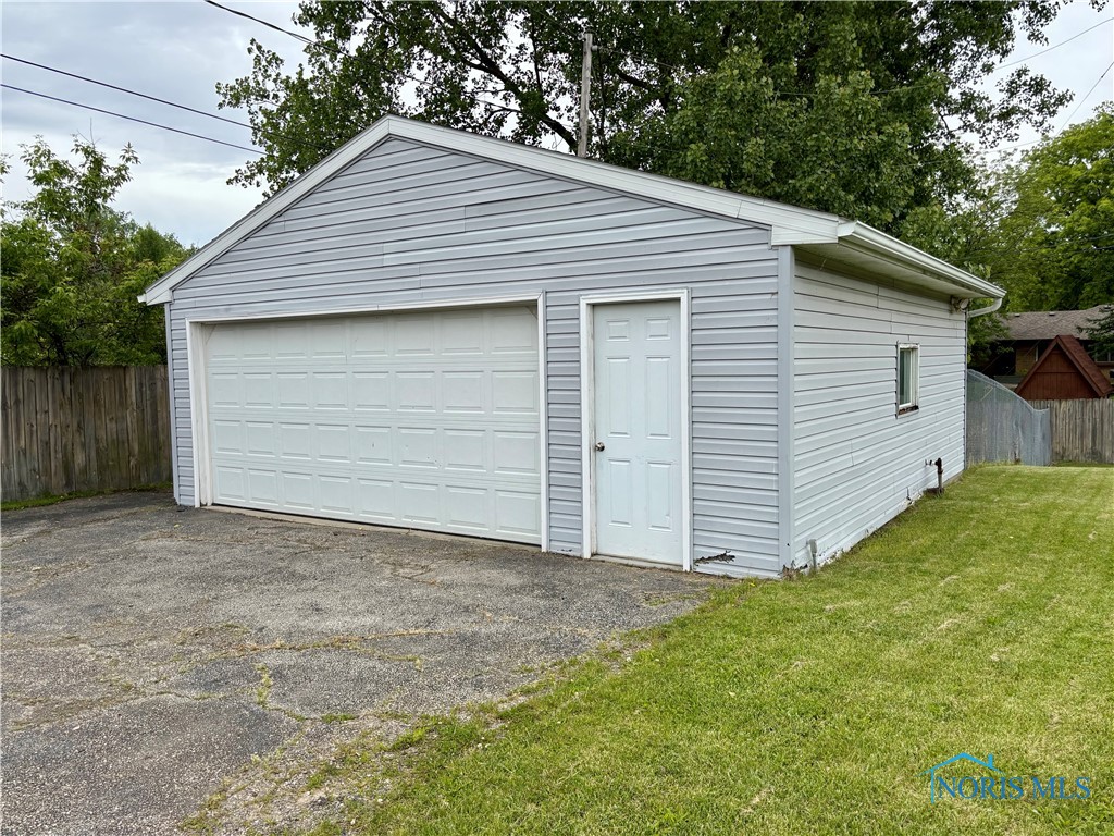 2855 Quincy Street, Oregon, Ohio image 42