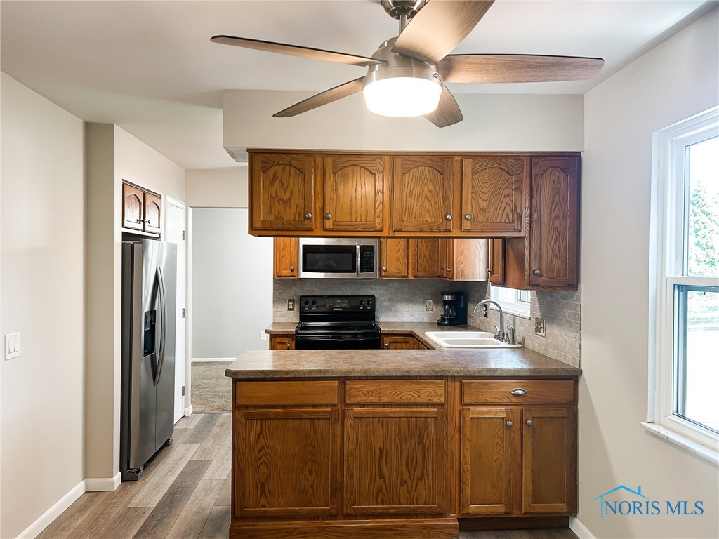 5944 Meadowrise Court, Toledo, Ohio image 12
