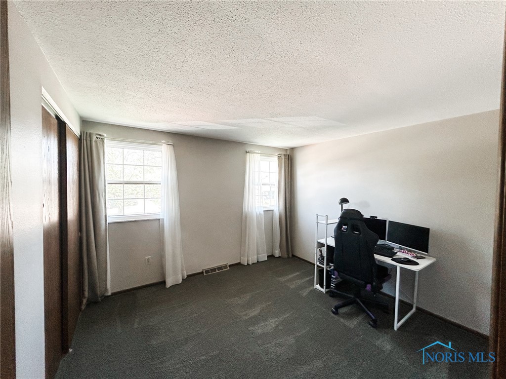5944 Meadowrise Court, Toledo, Ohio image 32