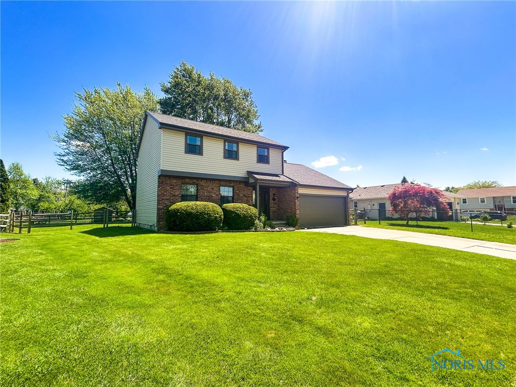 5944 Meadowrise Court, Toledo, Ohio image 2