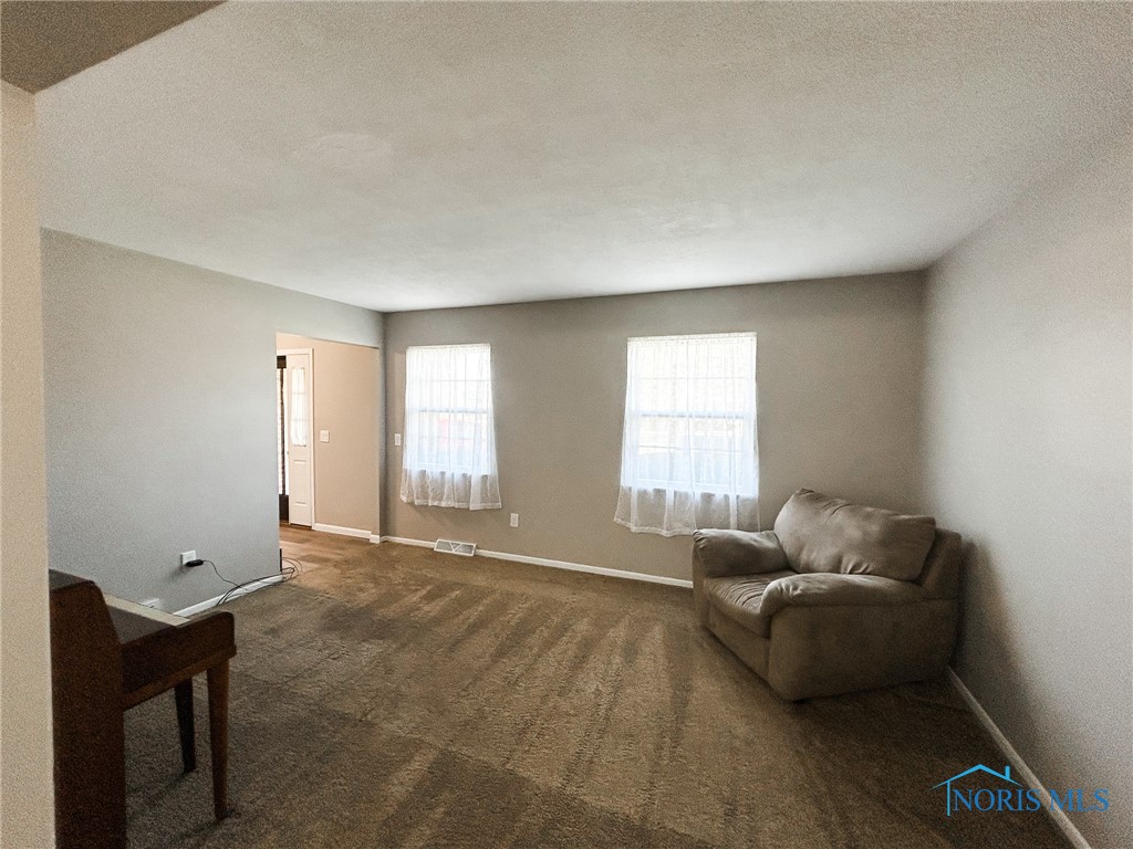 5944 Meadowrise Court, Toledo, Ohio image 6