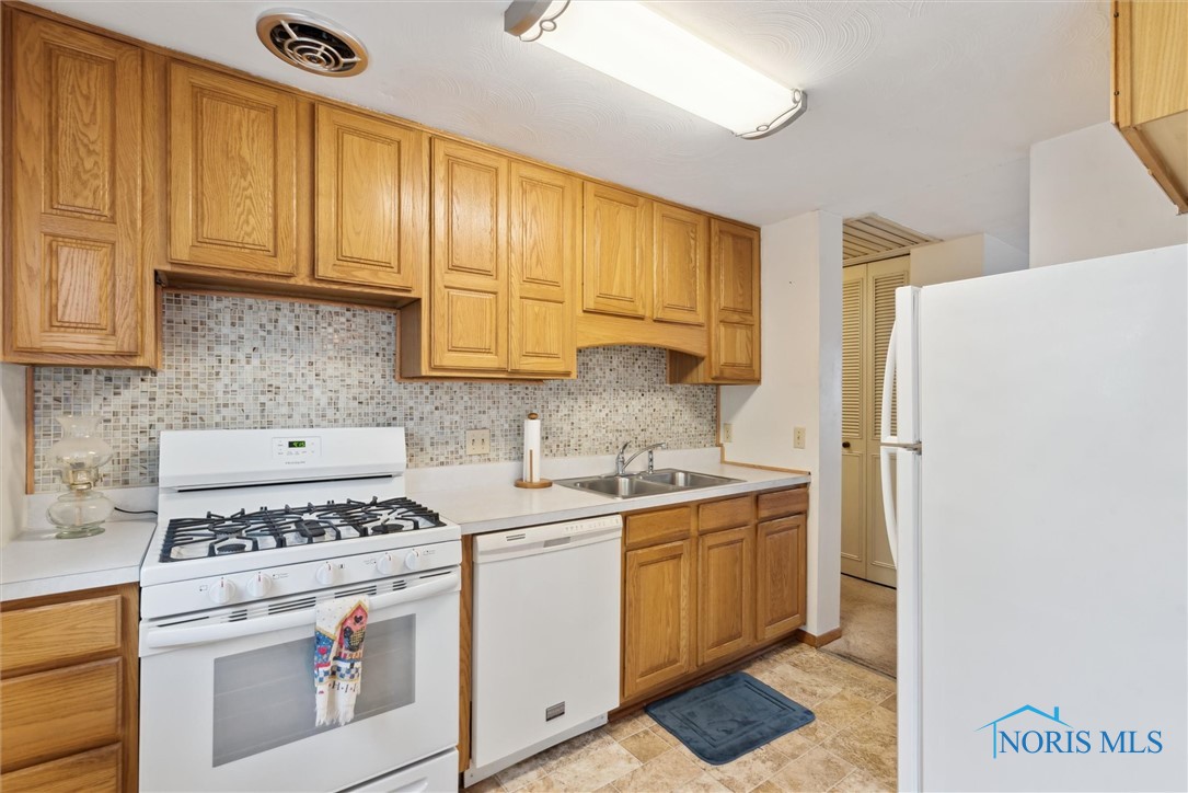 146 Partridge Lane, Perrysburg, Ohio image 18