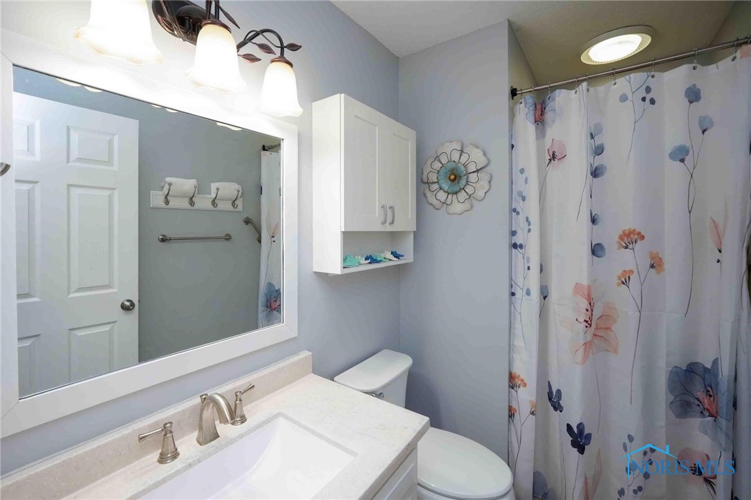 2101 Stonehedge Court #U12, Findlay, Ohio image 17