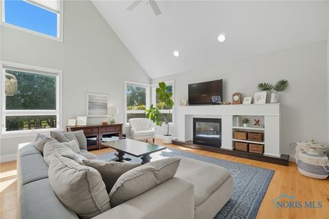 Tiny photo for 1371 Eastridge Drive, Waterville, OH 43566 (MLS # 6136981)