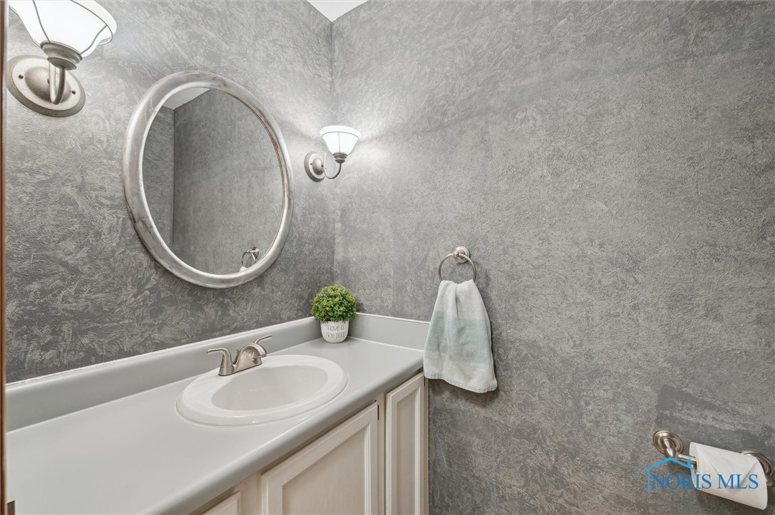 3663 Woodspring Road, Sylvania, Ohio image 33