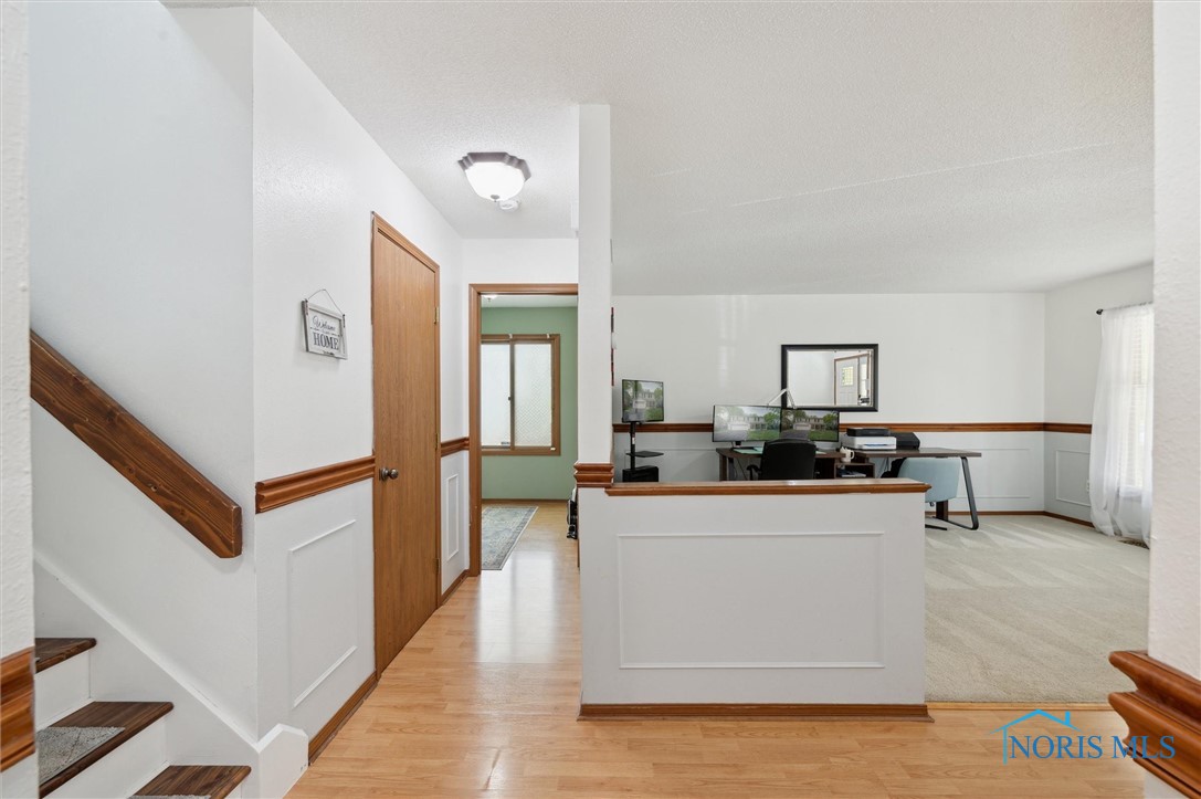 3663 Woodspring Road, Sylvania, Ohio image 8