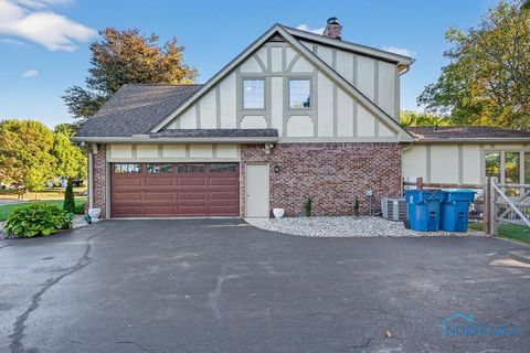 Tiny photo for 2945 Byrnwyck, Maumee, OH 43537 (MLS # 6136241)