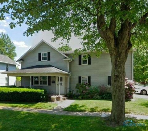 Photo of 404 E Garfield Avenue, Swanton, OH 43558 (MLS # 6131573)