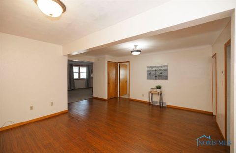Tiny photo for 404 E Garfield Avenue, Swanton, OH 43558 (MLS # 6131573)