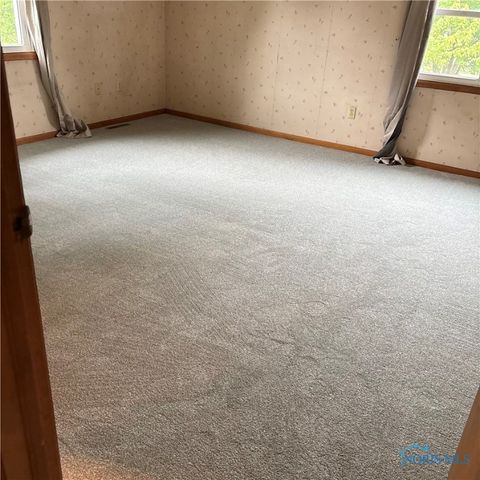 Tiny photo for 404 E Garfield Avenue, Swanton, OH 43558 (MLS # 6131573)