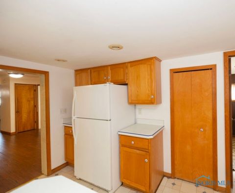 Tiny photo for 404 E Garfield Avenue, Swanton, OH 43558 (MLS # 6131573)