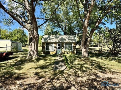 Tiny photo for 600 West Merrin St, Payne, OH 45880 (MLS # 6136434)
