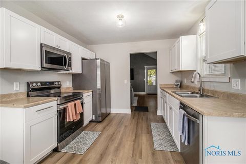 Tiny photo for 6130 White Oak Drive, Toledo, OH 43615 (MLS # 6136040)