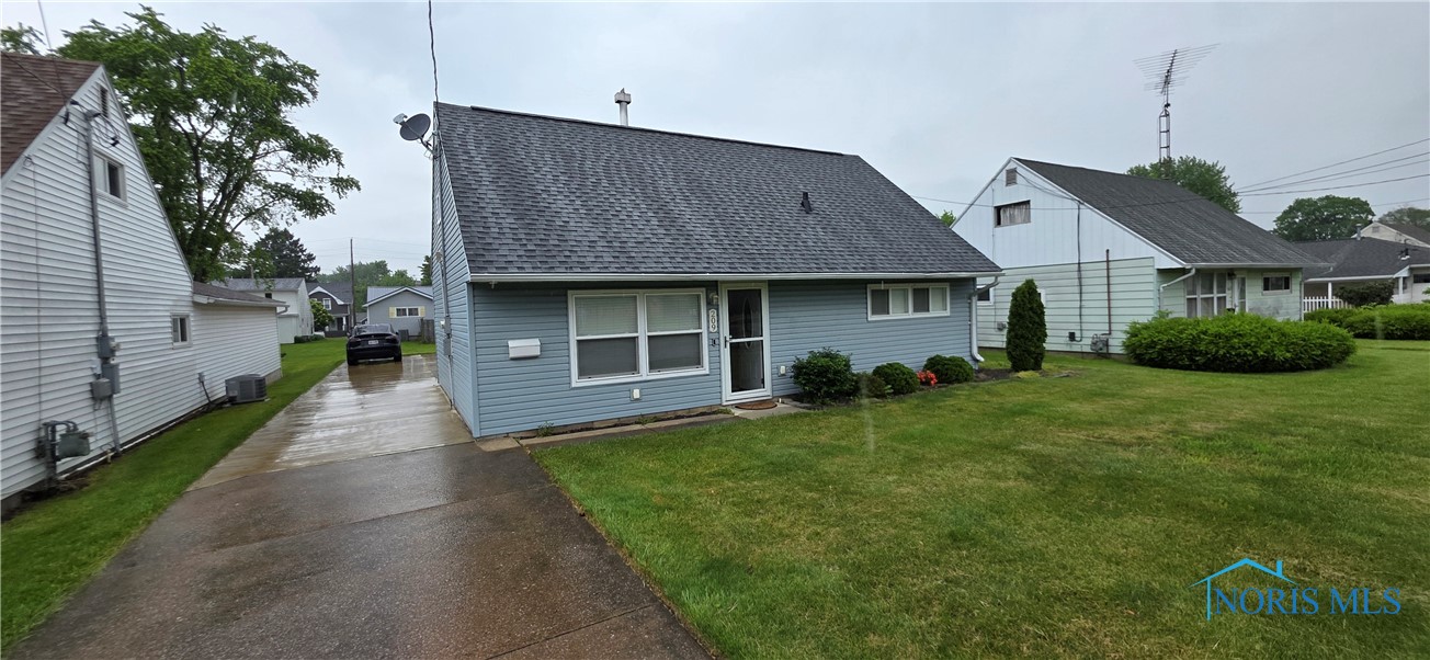 209 Fair Street, Clyde, Ohio image 2