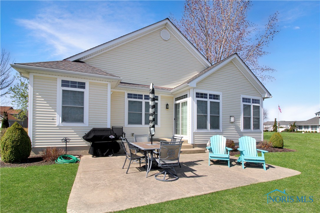 1239 Catawba Bay Drive, Port Clinton, Ohio image 3