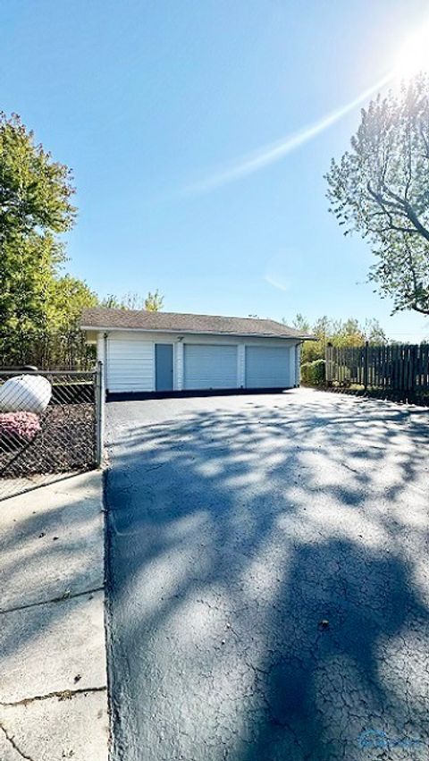 Tiny photo for 181 S US Highway 23, Fostoria, OH 44830 (MLS # 6136546)