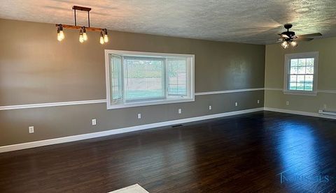 Tiny photo for 181 S US Highway 23, Fostoria, OH 44830 (MLS # 6136546)
